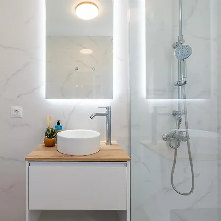 797 Rentals- Renovado Piso Con Hermosas Vistas En Iris Appartement Benalmádena