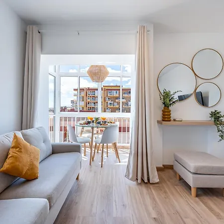 797 Rentals- Renovado Piso Con Hermosas Vistas En Iris *
